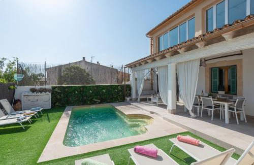 Selva Villa | Es Closet