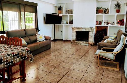 Montserrat Villa | Beautiful house with swimming pool