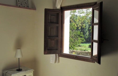 Cortes de la Frontera Cottage | Charming country casita with pool and garden