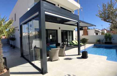Guardamar del Segura House | Villa Bella - La Marina modern villa near the beach