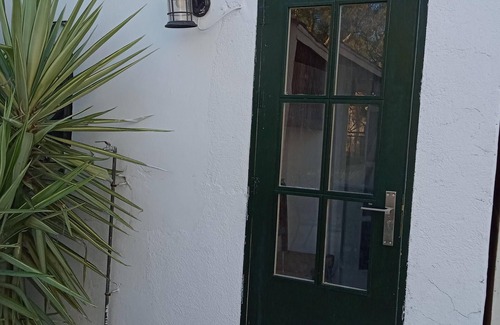 Puerto Lumbreras House | The White House. Your corner in the field.