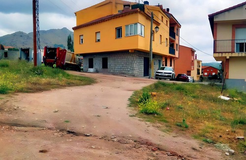Navalmoral Villa | Big House with Barbecue and Fireplace