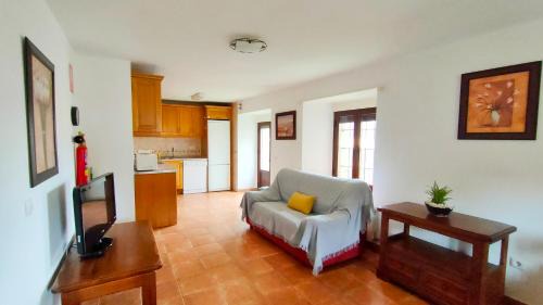 San Martin de la Vega del Al House | El Locutorio