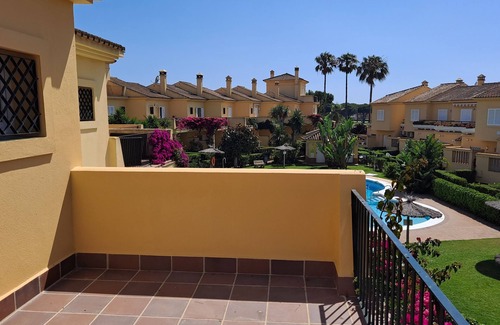 Chiclana de la Frontera House | Townhouse in Novo Sancti Petri, close to the beach and golf courses.