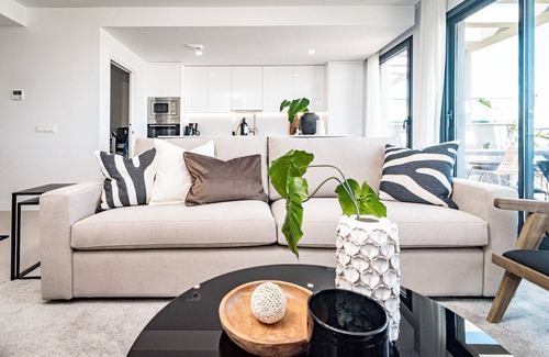 Estepona Apartment | LME14.4A Spacious & luxury family home