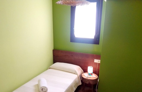 Villacanas Villa | Homerez - Villa for 13 ppl. with swimming-pool at Villafranca De Los Caballeros