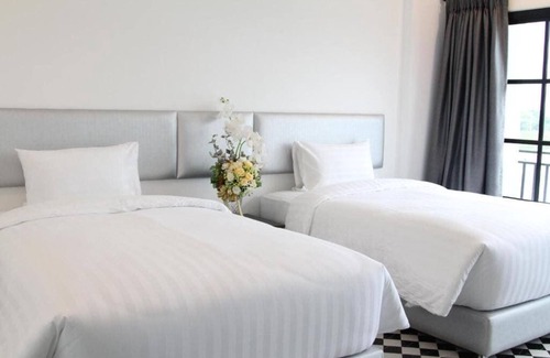 Rangsit Hotel | ESC Park Hotel