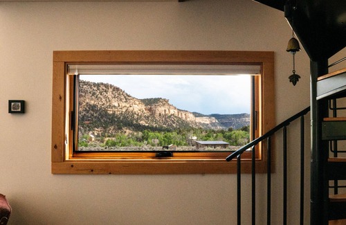 Escalante House | Escalante Casita with Expansive Views