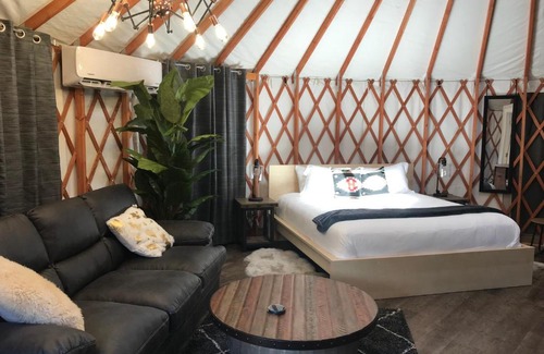 Escalante Cabin | Escalante Yurts - Luxury Lodging