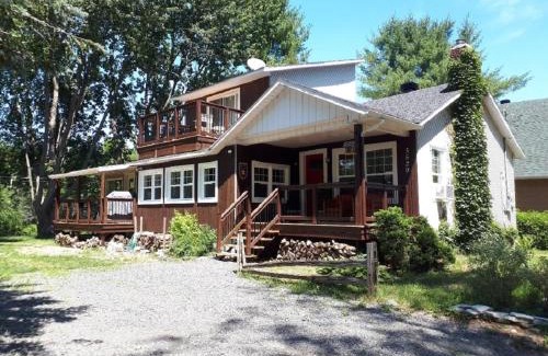 Mauricie Ski Chalet | Escale du loup