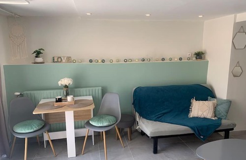 Dammarie Les Lys Apartment | Escale Parisienne