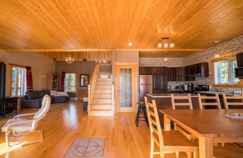 L'Islet Regional County Municipality Ski Chalet | Escapade au chalet - Moment Présent