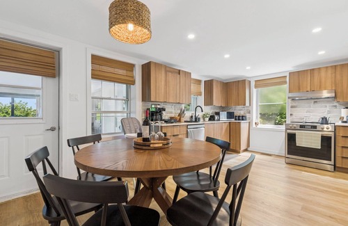 Chambly Apartment | Escapade Chambly I 4BR + Spa