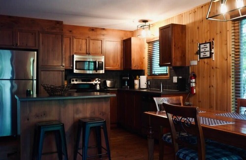Saint-Philemon Apartment | Escapade parfaite - SPA Condo
