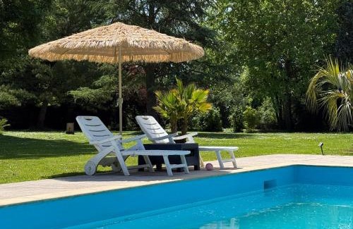 Isles-les-Villenoy Ski Chalet | Escapade Romantique en Chalet Nature, Calme et Douceur au Bord de Marne