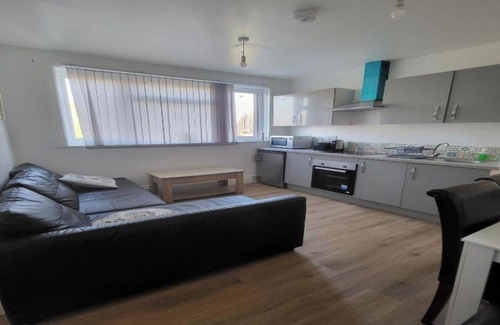 Patchway Apartment | Escape, 2 Bedrooms Apartment