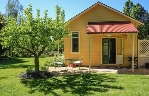 Ferniehurst Cottage | Escape - A Tranquil Retreat For Two