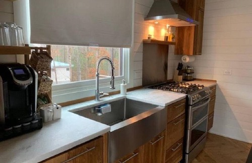 Palmetto House | Escape + Enjoy Wellness in Serenbe - Pets Welcome + Golf Cart