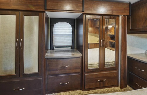 Florissant House | Escape from it all - Private RV