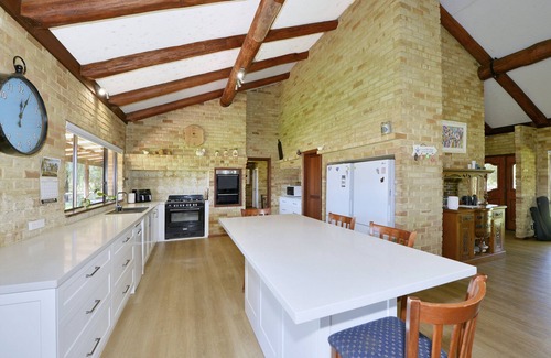Hamel Other | Escape from the city, a beautiful country getaway.