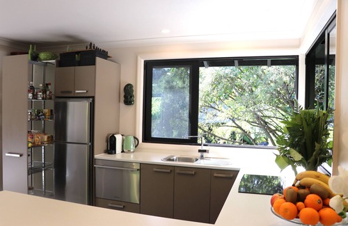 Waikanae House | Escape in Manu - Enjoy the best of the Kapiti Coast