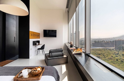 Santa Fe Apartment | Escape Panoramic Suite by Kukun