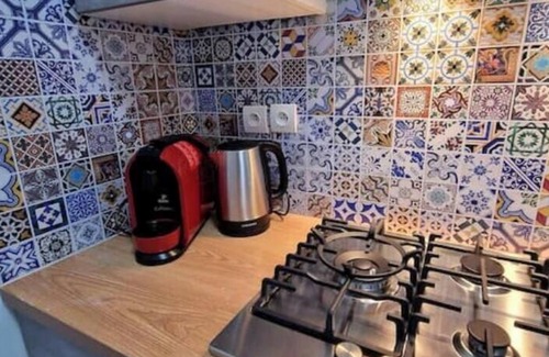 Lome Apartment | Escape.