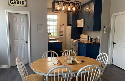 Rideau Lakes House | “Escape the city, embrace the serenity" Spring, summer and Fall Getaway !