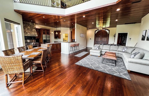 Lansing Cabin | Escape the Everyday -Find Peace in the High-Country This Sept @MountEverAfter