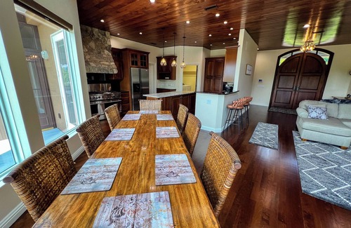 Lansing Cabin | Escape the Everyday -Find Peace in the High-Country This Sept @MountEverAfter