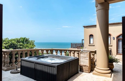 Umhlali Villa | Escape to a Beach Villa