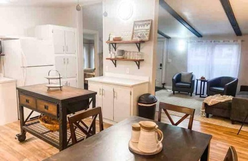 Philomath House | Escape to a beautiful country getaway