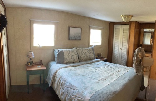 Andover House | Escape to a Private land locked hideaway great for hunting/fishing and family.