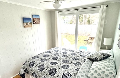 Popponesset Cottage | Escape to a seaside cottage in Popponesset. Beach less than 5 minutes away