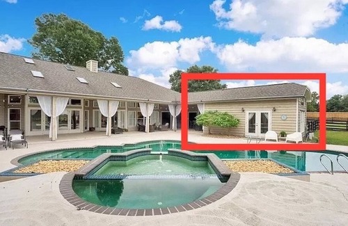 Sorrento Cottage | Escape to a Wellness Ranch: Discover a Perfect Getaway in Our Charming Cottage!