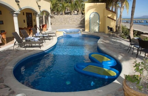 Loreto House | Escape To An Ocean Front Five Star Paradise : A 10 minute walk into Loreto