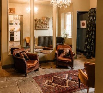 Ash House | Escape to Ash House 18th Century Manor in Somerset