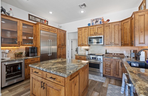 Desert Hills House | Escape to Casa de Agave. Your 4-bedroom haven in the beautiful Arizona desert.