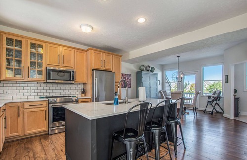 Manistee Condo | Escape to life on the lake!