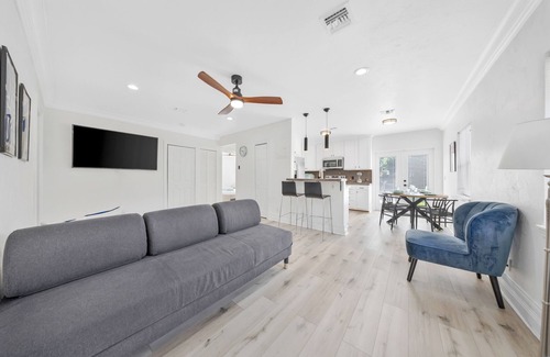 Poinsettia Heights House | Escape to Newly Remodeled Home in Fort Lauderdale
