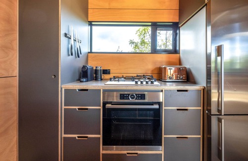 Onetangi RV Rental | Escape to Obsidian Yurts, situated between Obsidian and Casita Miro vineyards.