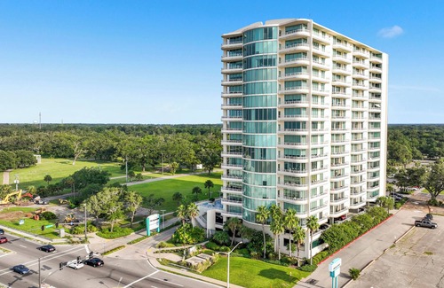 Biloxi Condo | Escape to Ocean Club Biloxi: Your Beachside Haven