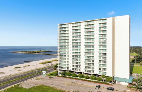 Biloxi Condo | Escape to Ocean Club Biloxi: Your Beachside Haven