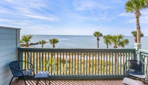 Saint Helena Island House | Escape to Oceanfront Bliss at 643 Newhaven, Golf Cart & Resort Access Included!