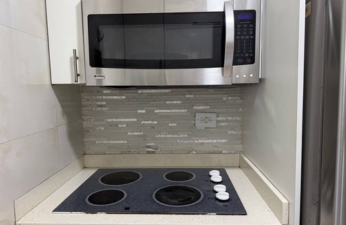 Isla Verde Condo | Escape to Paradise: Beachfront Apartment in Isla Verde, Puerto Rico.