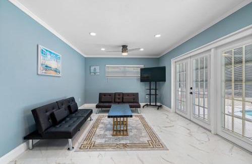 Clearwater Villa | Escape To Pool Luxury Villa w 4-Bedroom
