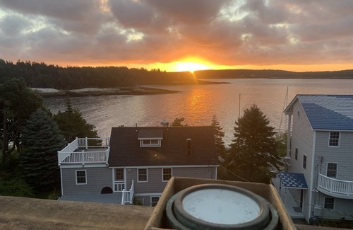 West Point House | Escape to Positive Outlook