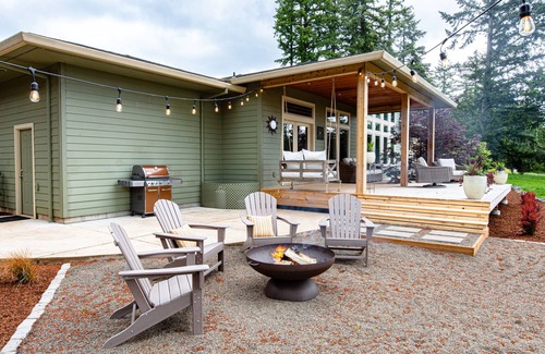Ladd Hill House | Escape to rolling fields and singing birds - Charming 3 bedroom house!