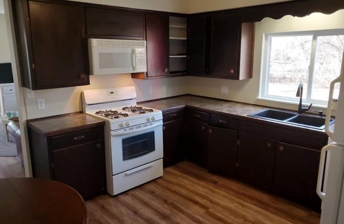 South Haven Cottage | Escape to South Haven's charm, steps away from Lake Michigan & North Beach