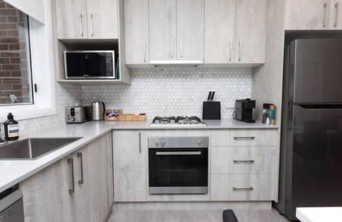 Wagga Wagga Apartment | Escape to stylish comfort in this modern apartment!